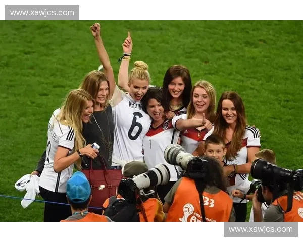 激情燃动绿茵场回忆2006世界杯经典歌曲与球迷热情共鸣